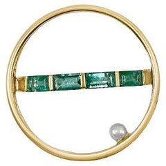 Elizabeth Emerald and Pearl Circle Ring