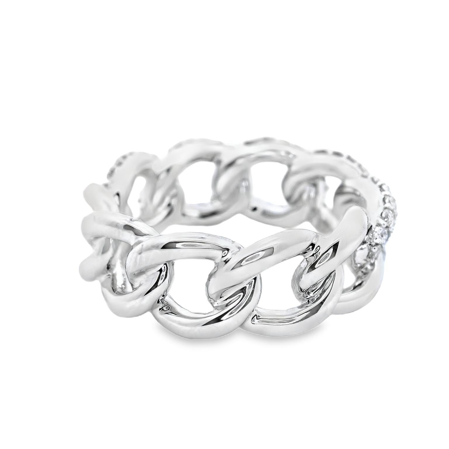 For Sale:  0.95 Carat Pavé Diamond Link Ring 18K White Gold 3