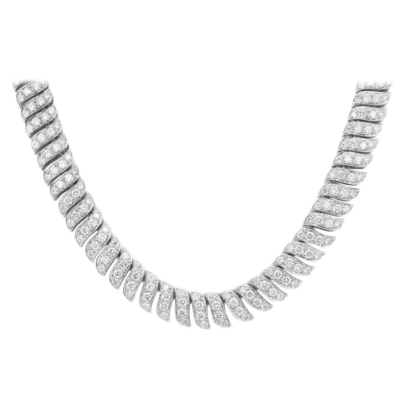 Elizabeth Fine Jewelry, collier en or blanc 18 carats avec diamants taille ronde de 8,33 carats