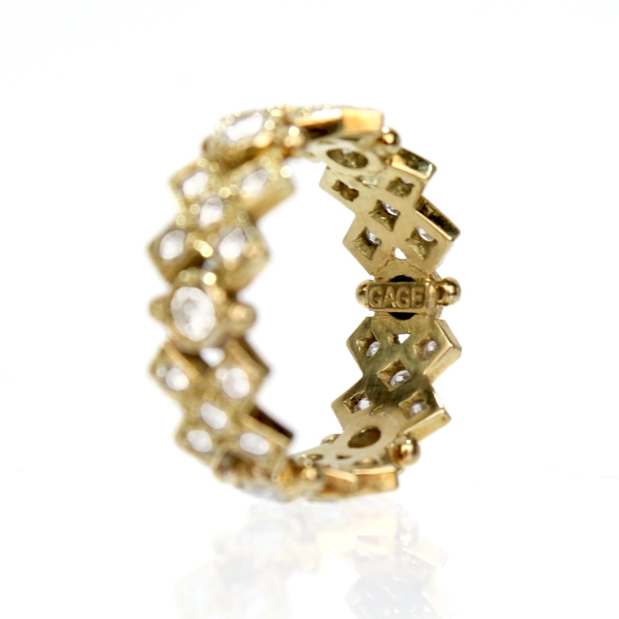 Elizabeth Gage 18 Karat Gold and Diamond Hugs and Kisses Band Ring 2