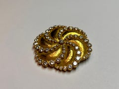 Elizabeth Gage 18K Flower Brooch