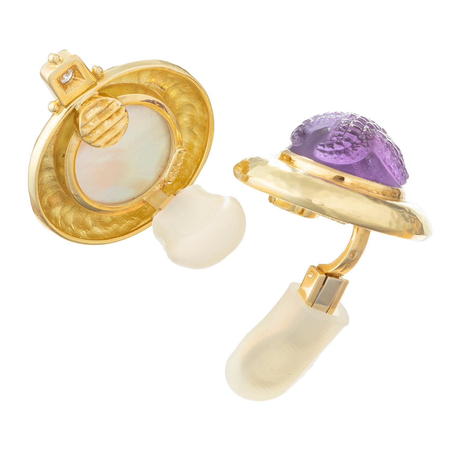 Modern Elizabeth Gage 18k Gold Carved Starfish Amethyst Diamond Earrings For Sale