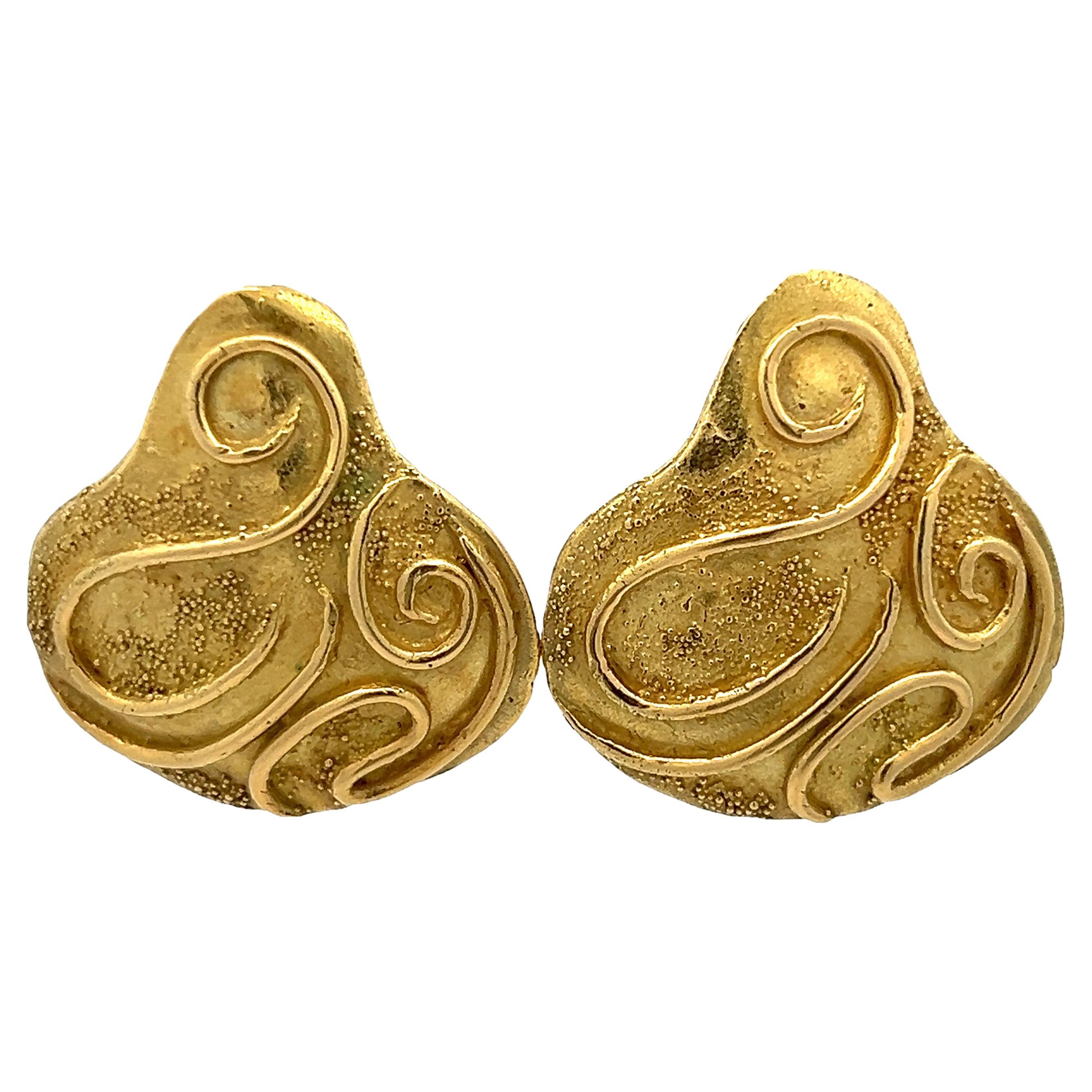 Elizabeth Gage 18K Yellow Gold Sculptural Swirl Clip-On Earrings For Sale