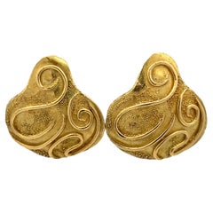 Elizabeth Gage 18K Yellow Gold Sculptural Swirl Clip-On Earrings