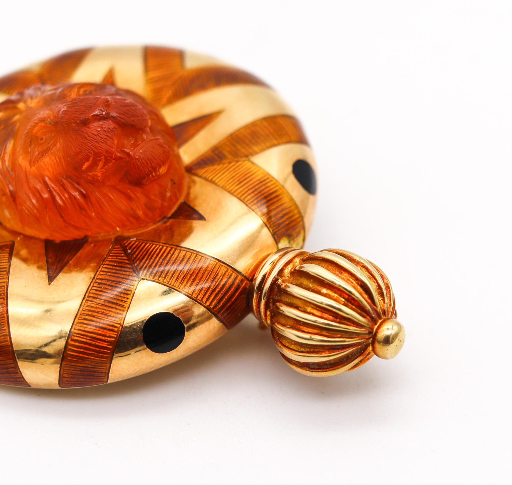 Elizabeth Gage 1993 London Enameled Pendant Brooch In 18Kt Gold With Citrine In Excellent Condition For Sale In Miami, FL