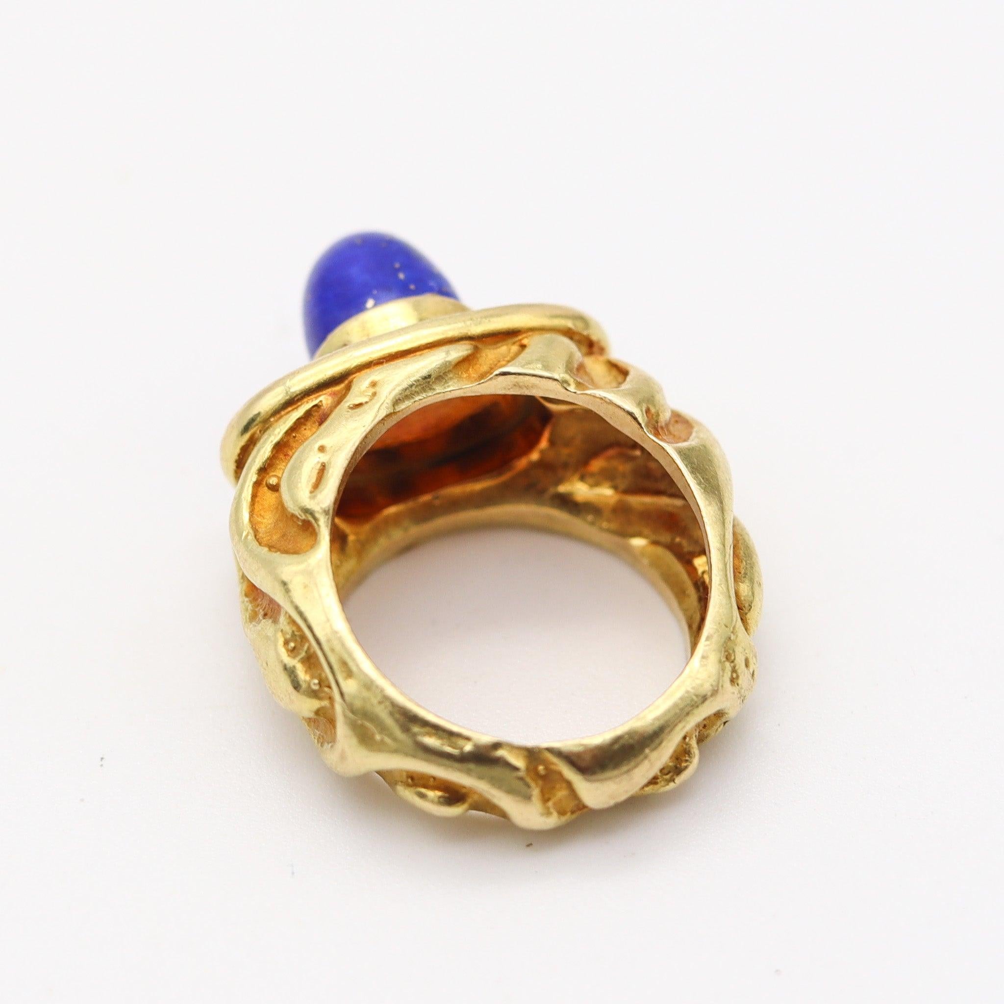 Donna ELIZABETH GAGE Inghilterra Anello scultoreo smaltato in oro 18Kt con lapislazzuli in vendita