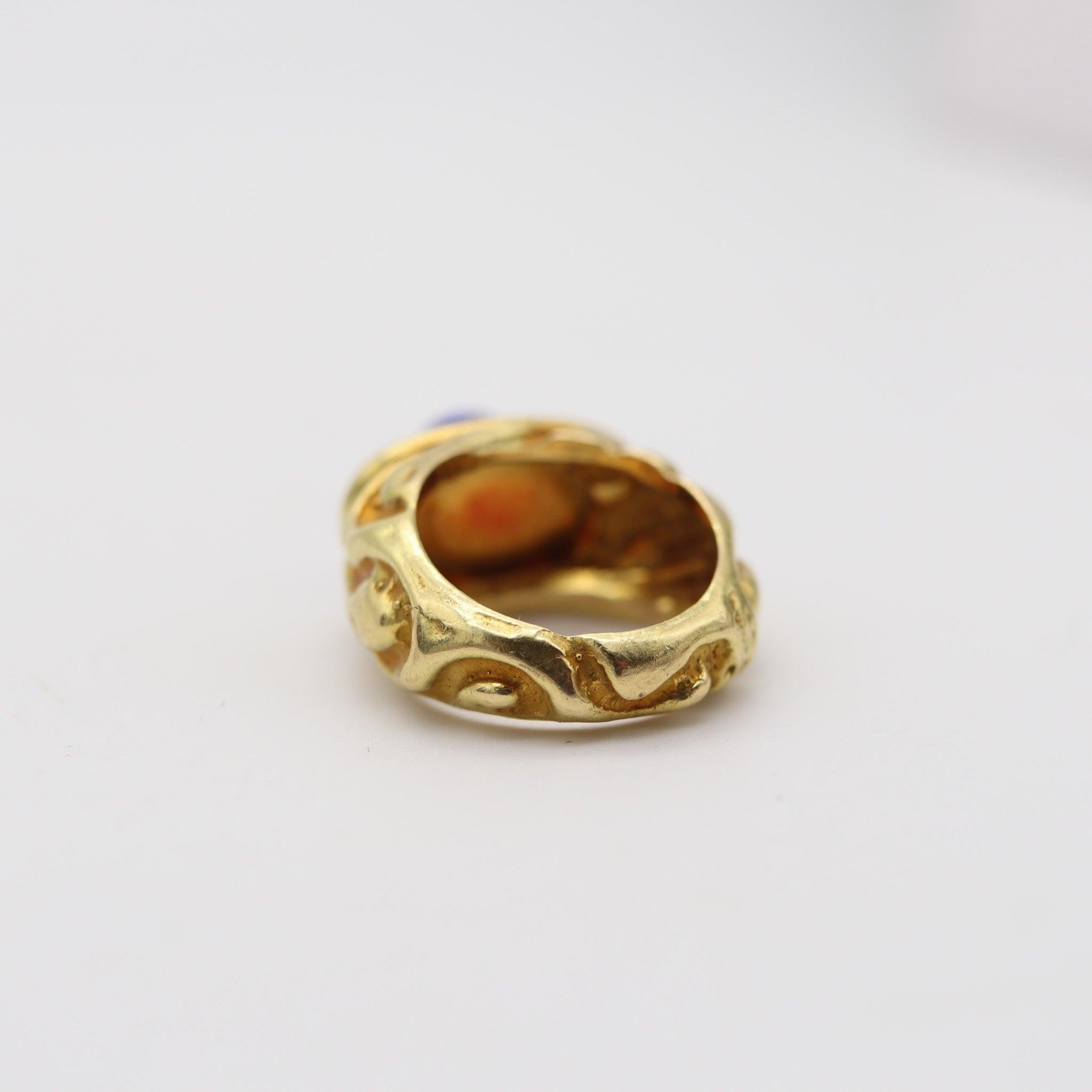 ELIZABETH GAGE Inghilterra Anello scultoreo smaltato in oro 18Kt con lapislazzuli in vendita 1