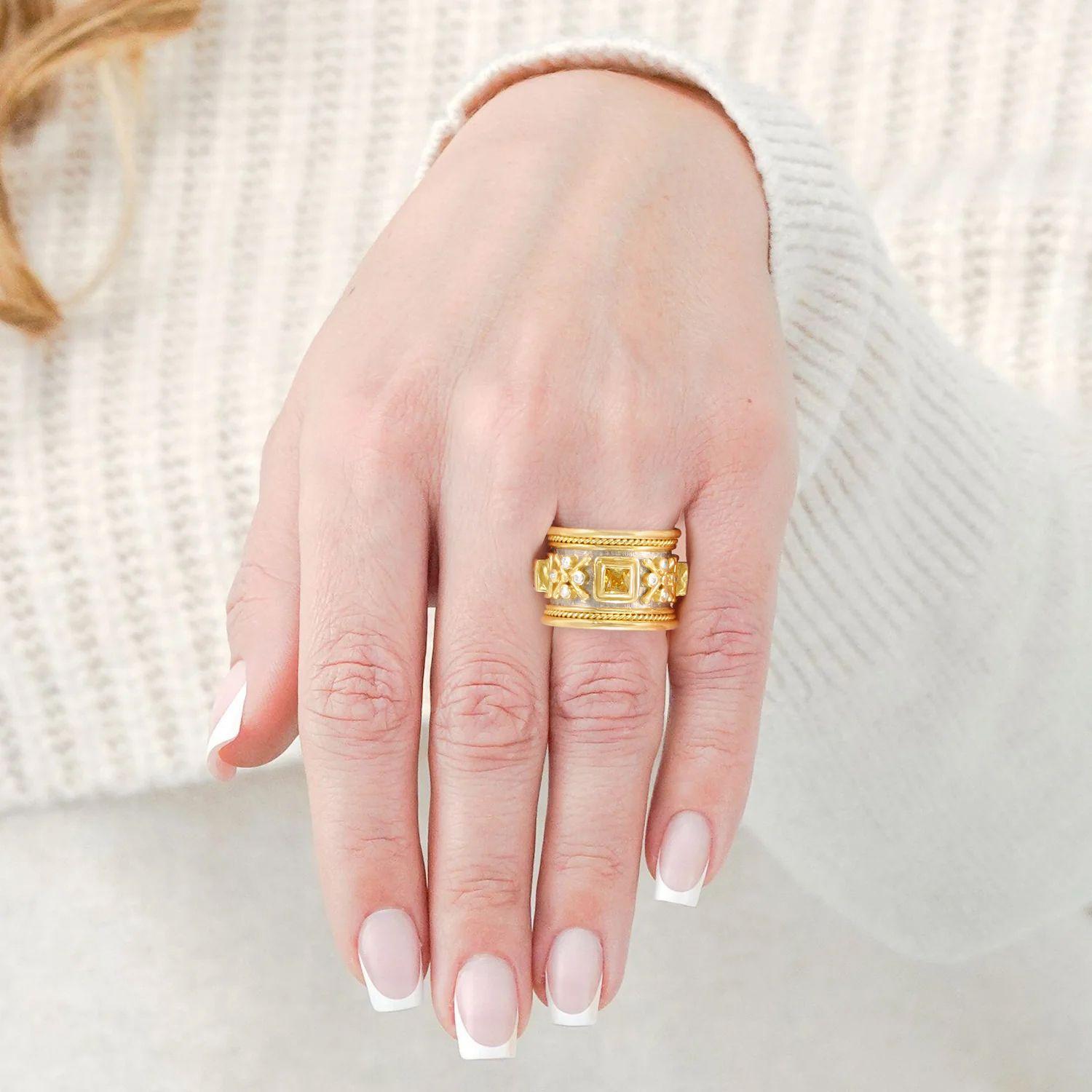 Elizabeth Gage Templar Ring In Excellent Condition For Sale In Litchfield, CT