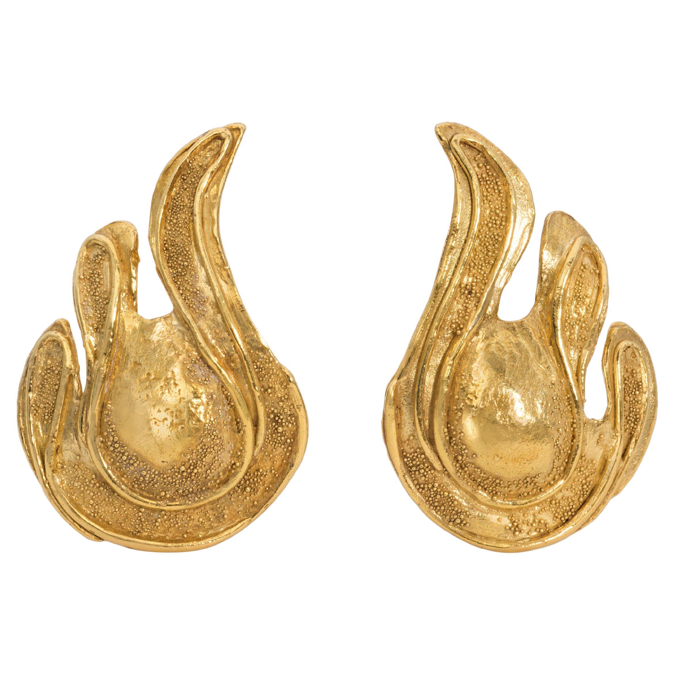 Elizabeth Gage fermagli per orecchie in oro 18 carati testurizzato, 1985