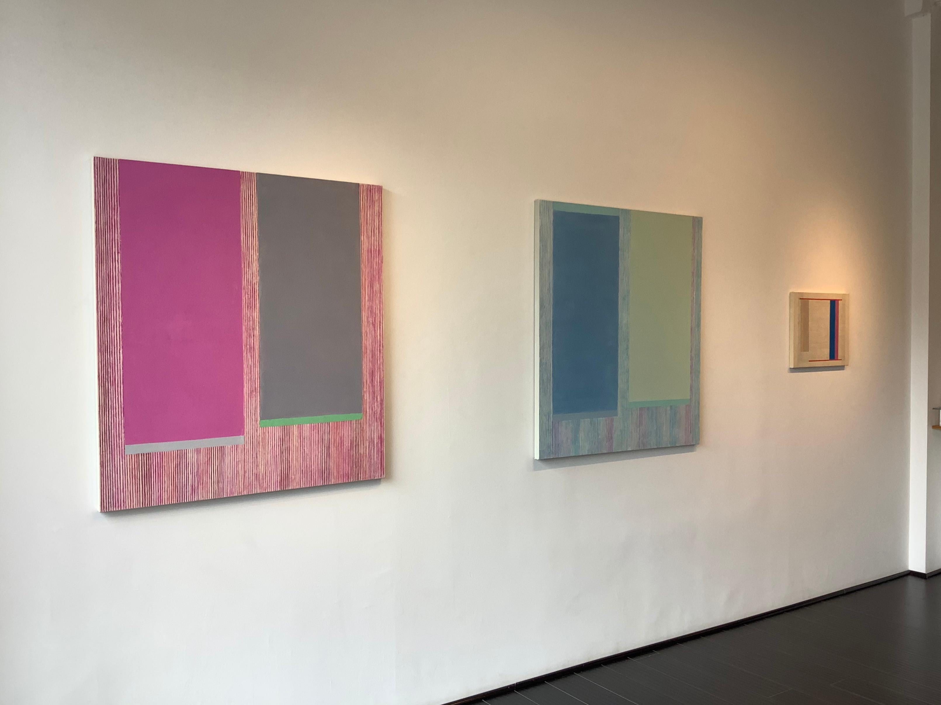 Geometrisches abstraktes Gemälde in Magentagrau B, Rosa, Grau, Grün, Rot gestreift 5