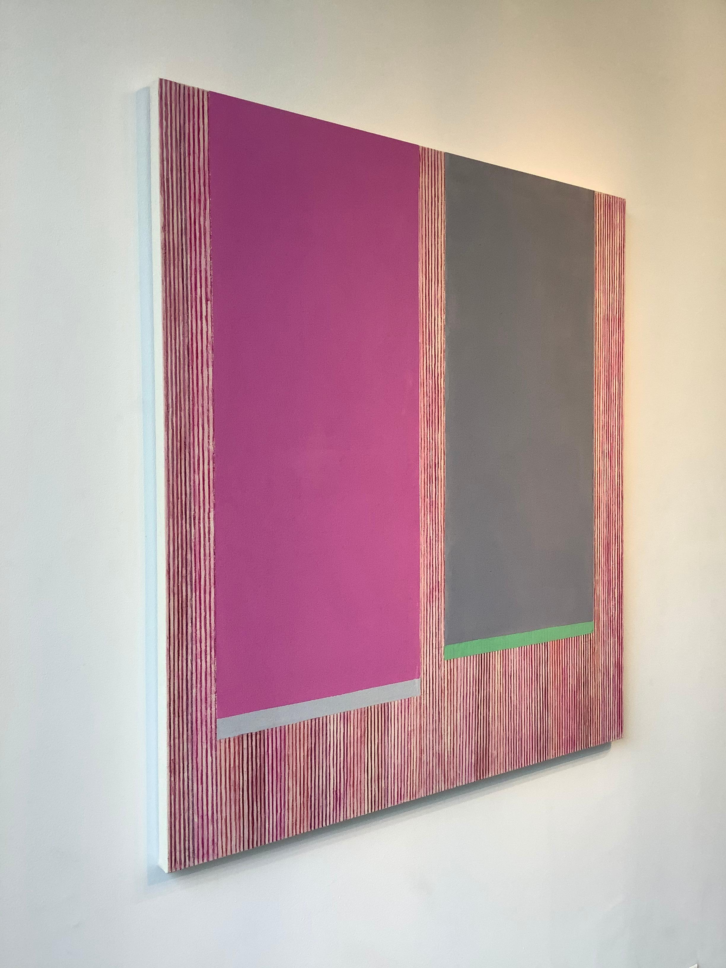 Geometrisches abstraktes Gemälde in Magentagrau B, Rosa, Grau, Grün, Rot gestreift 2