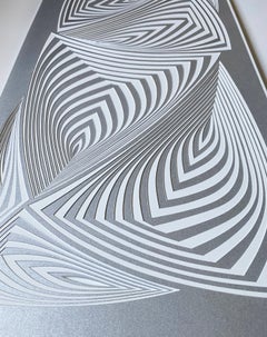 Cut mit Surgical Scalpel auf 2 Pfosten Museumskarton: 'Silber In'