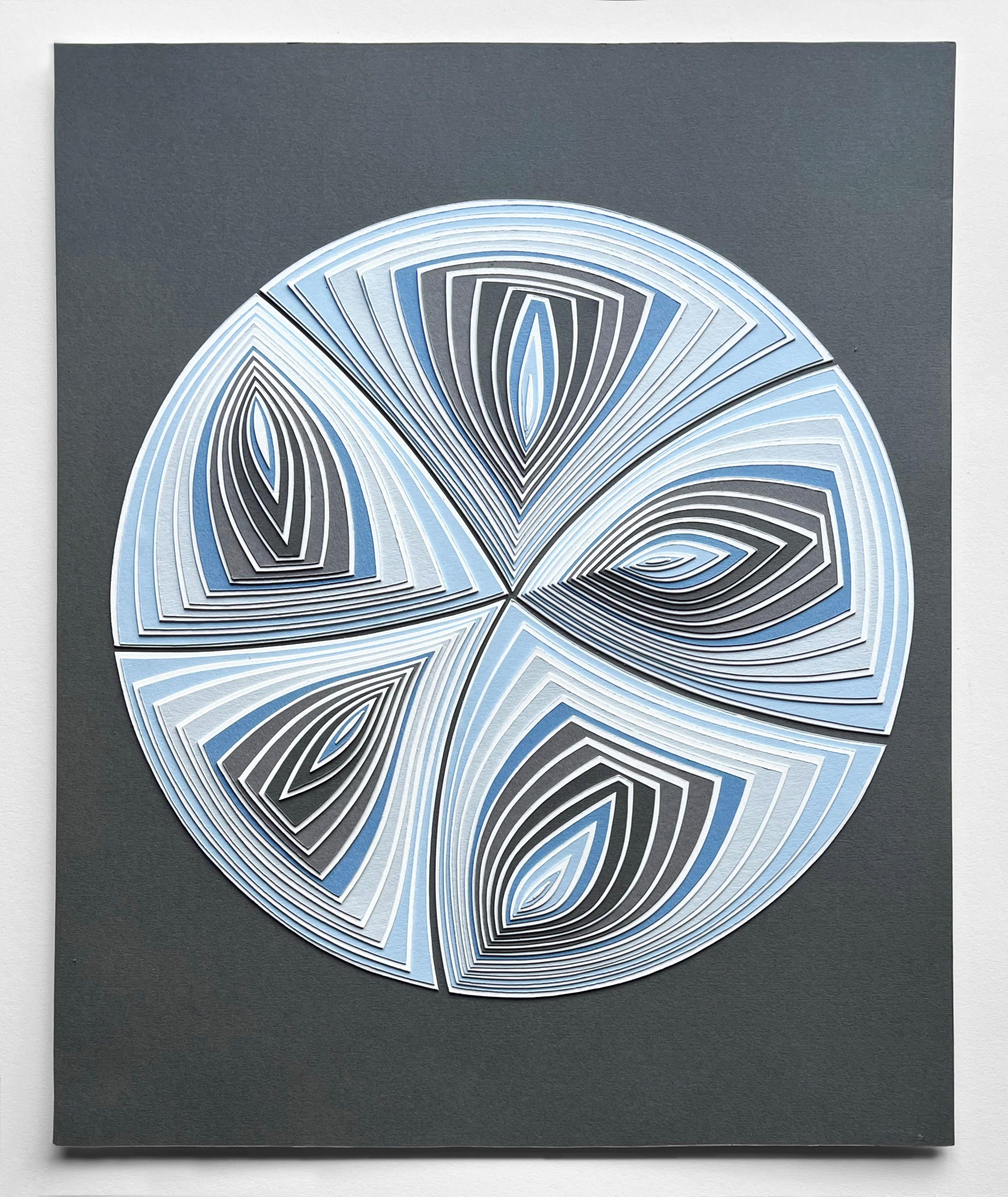 Elizabeth Gregory-Gruen Abstract Painting – Cut Work: „Blauer Taupefarbener Kreis heraus“