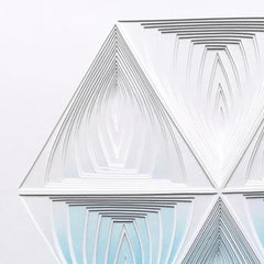 Taglio a mano libera con bisturi chirurgico, serigrafia: "Triangolo blu".