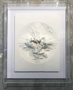 Cuit à la main libre avec écaille sur panneau de musée à 2 épaisseurs : « Gunshot Three » (trois clichés)