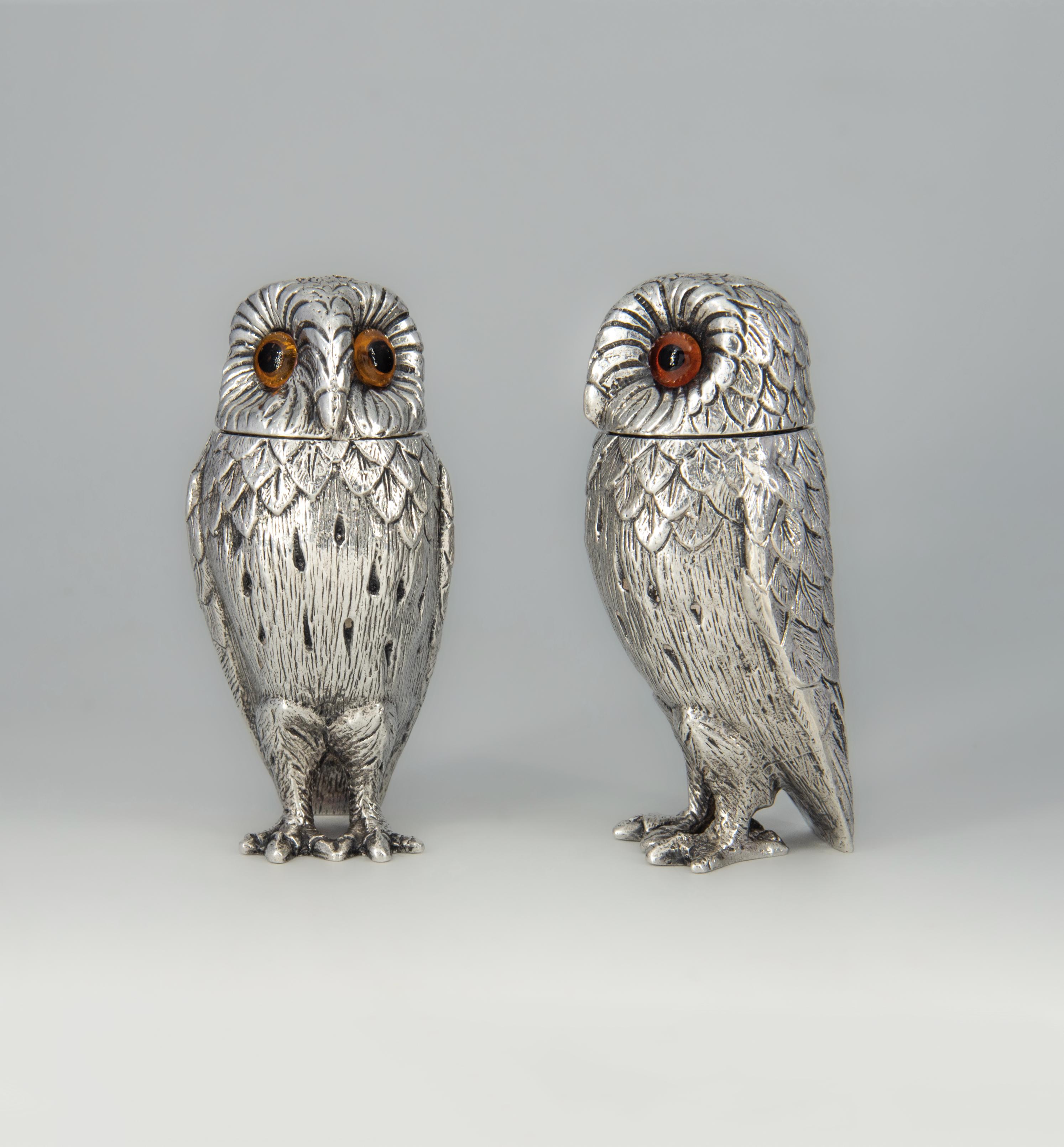 Elizabeth II English Silver Owl Salt & Pepper Set By Richard Comyns London 1960 For Sale 7
