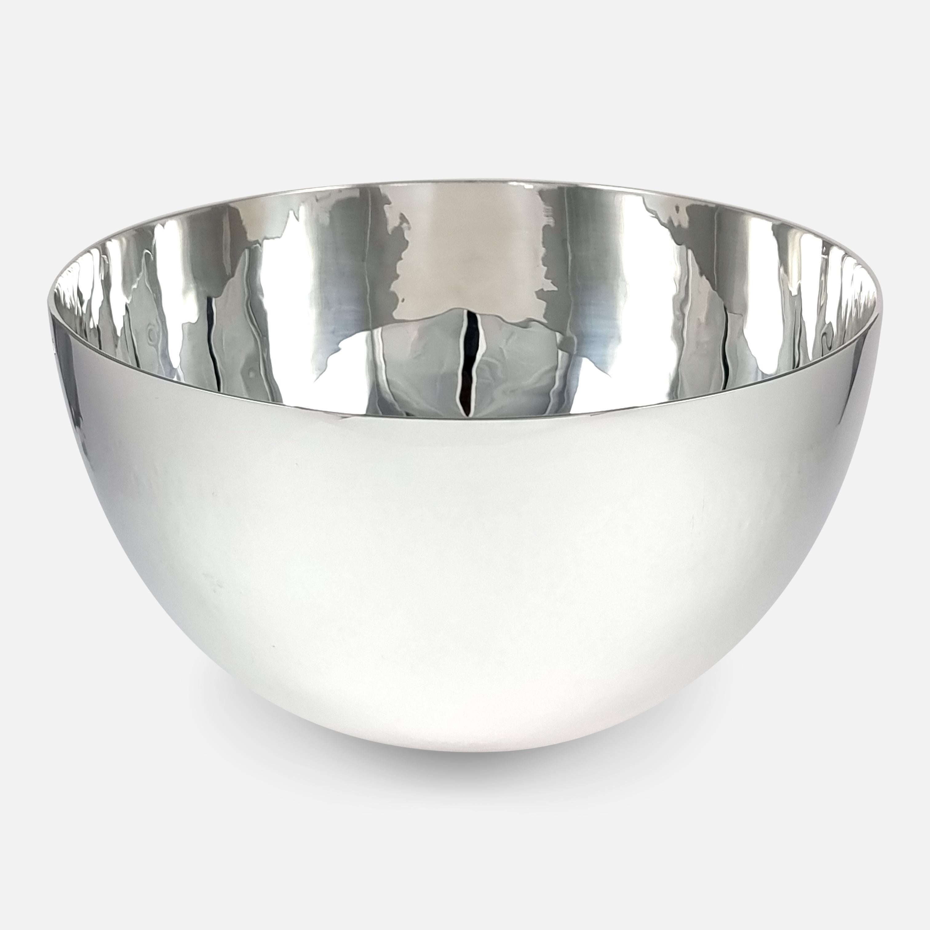 Hammered Elizabeth II Sterling Silver Tumble Fruit Bowl, William & Son, 2015 For Sale