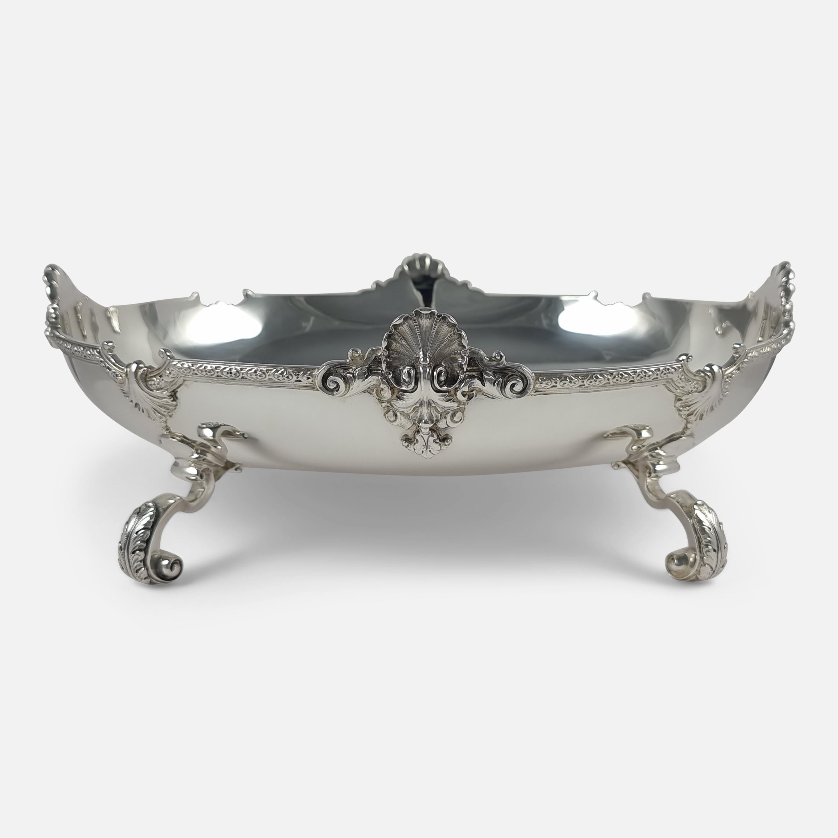 Elizabeth II Sterling Silver Dish, Adie Brothers, 1961 For Sale 3