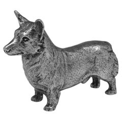 Isabel II Modelo de plata de ley de un Corgi, Edward Barnard & Sons, 1975