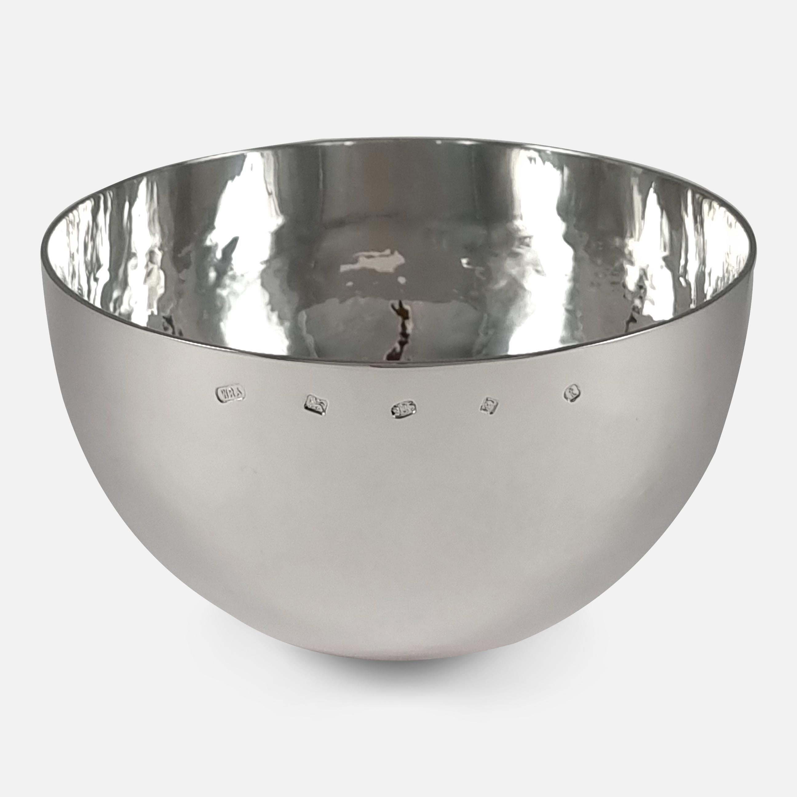 Elizabeth II Sterling Silver Tumble Fruit Bowl, William & Son, 2018 For Sale 2