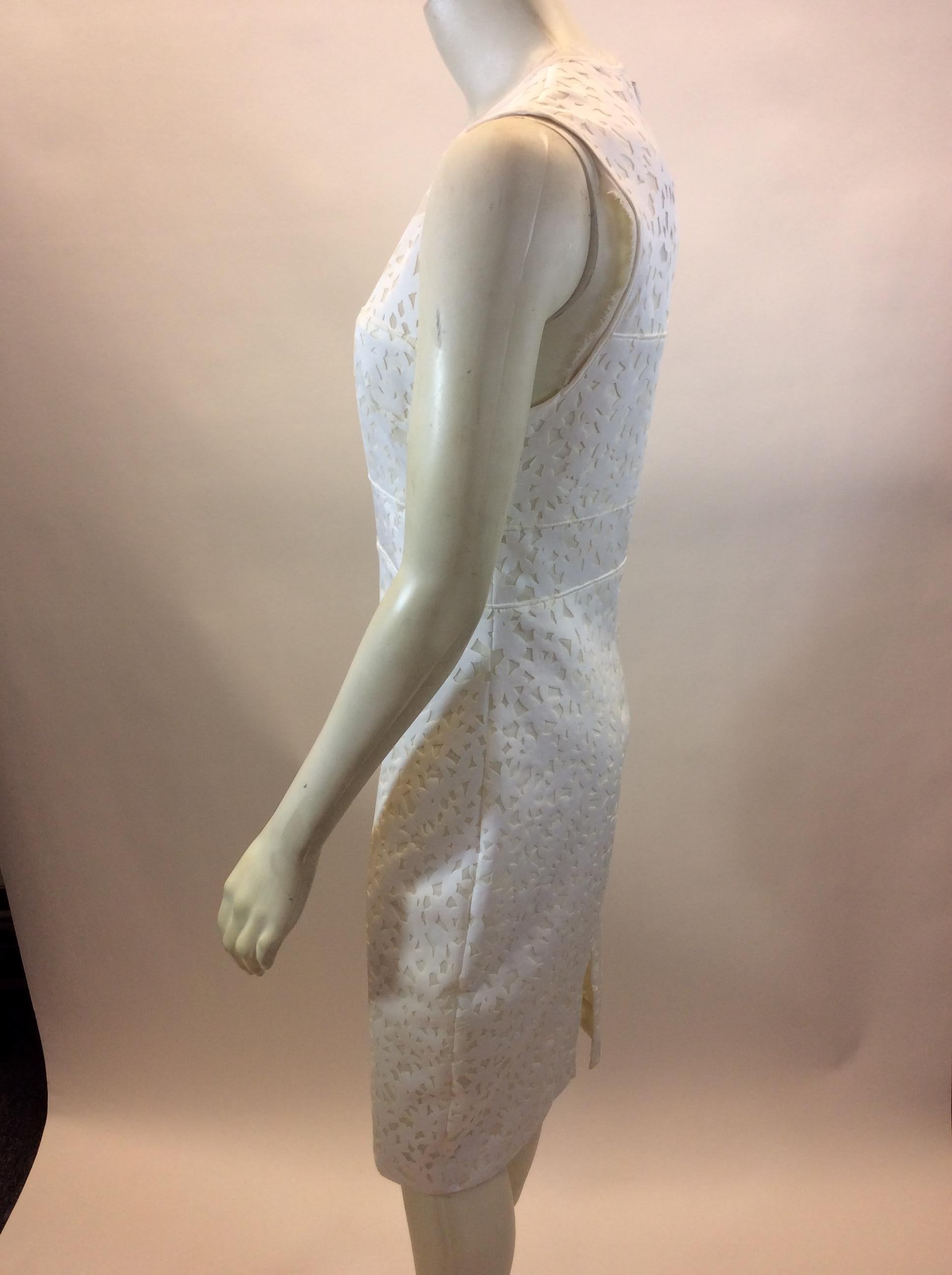 Elizabeth & James White Print Dress
$178
Made in China
65% Polyester, 24% Nylon, 11% Elastane
Size 8
Length 39