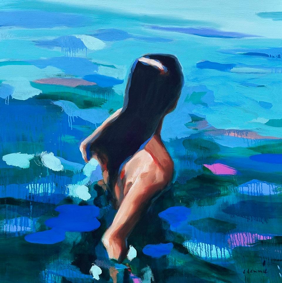 Raven Haargefärbte Schönheit, abstrakte Darstellung einer Frau, die halb unter Wasser steht und wegweht