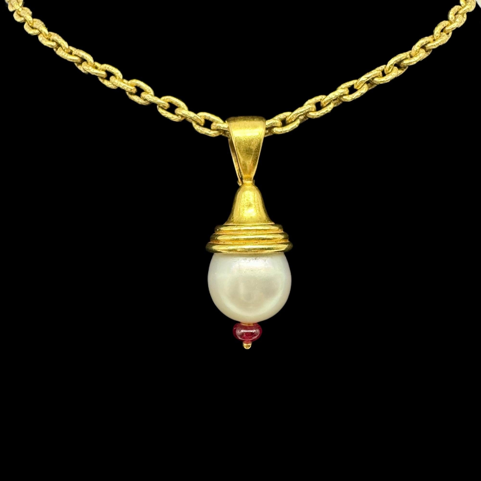 Elizabeth Locke 15 MM South Sea Pearl Venetian Glass 19K Hammered Gold Pendant For Sale 2