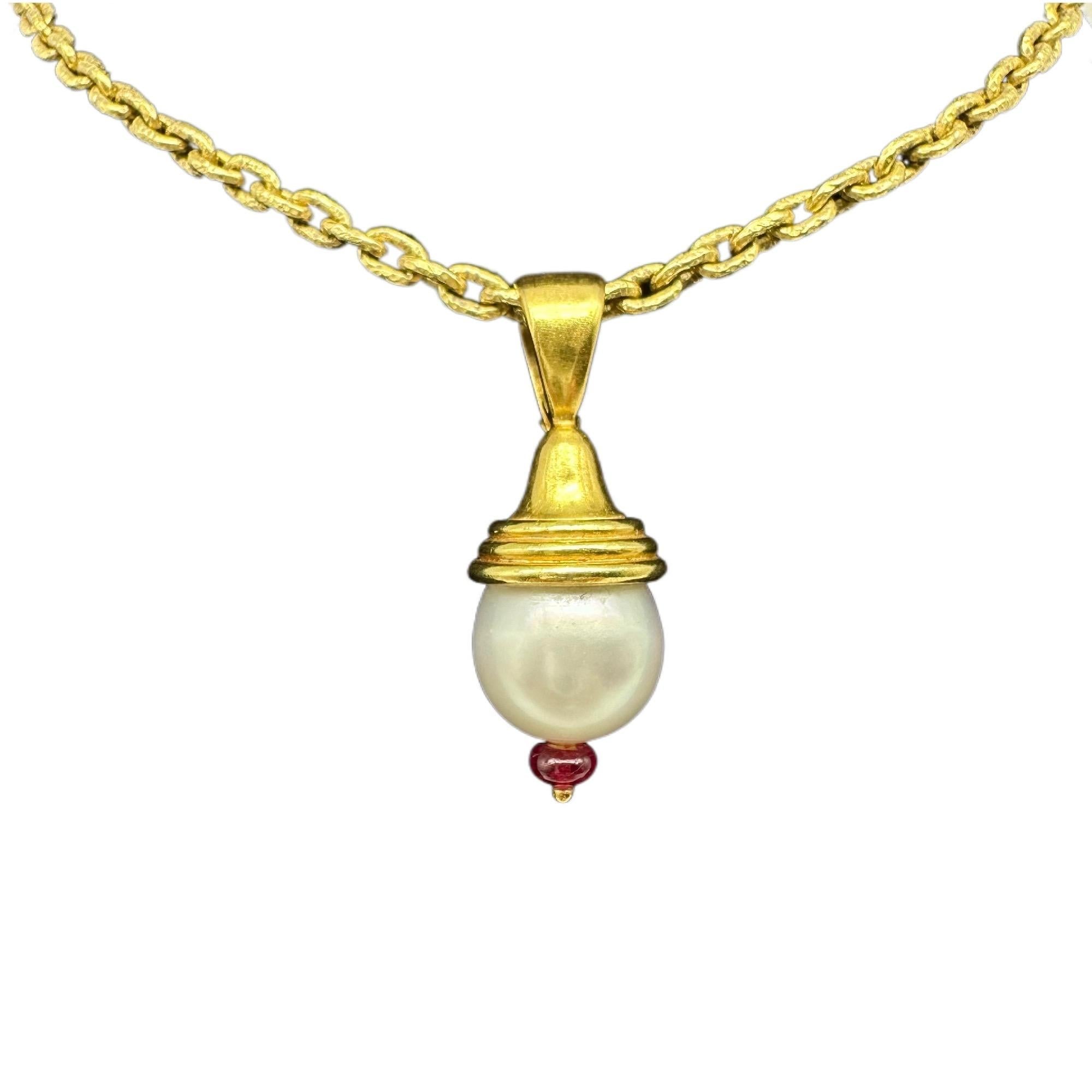Elizabeth Locke 15 MM South Sea Pearl Venetian Glass 19K Hammered Gold Pendant For Sale 3