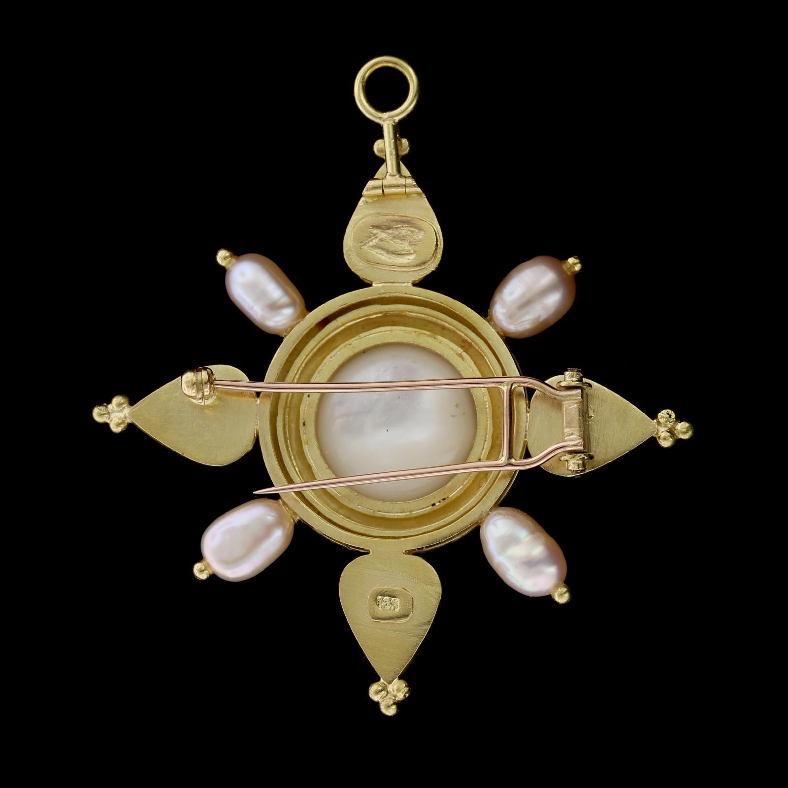 Elizabeth Locke 18 Karat Gold Mabe Pearl and Freshwater Pearl Pendant Brooch In Excellent Condition In Nashua, NH
