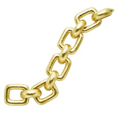 Elizabeth Locke 18 Karat Yellow Gold Hammered Rectangular Link Bracelet