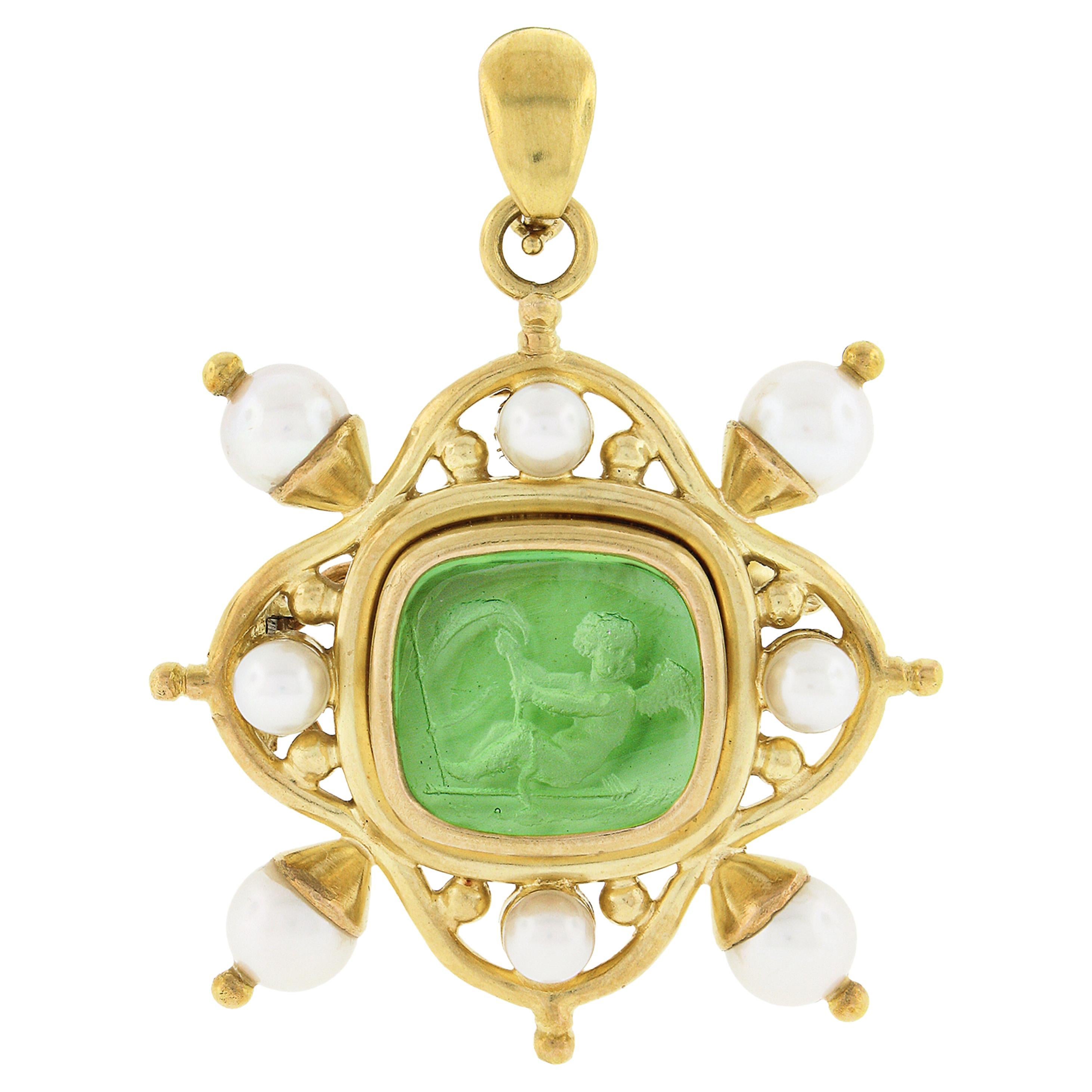Elizabeth Locke: 18 Karat Gold geschnitztes grünes Glas-Intaglio mit Perlen-Anstecknadelbrosche