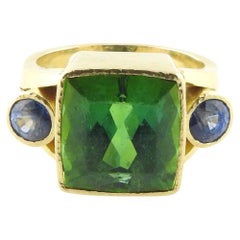 Elizabeth Locke 18K Hammered Yellow Gold Green Tourmaline and Sapphire Ring 5.75