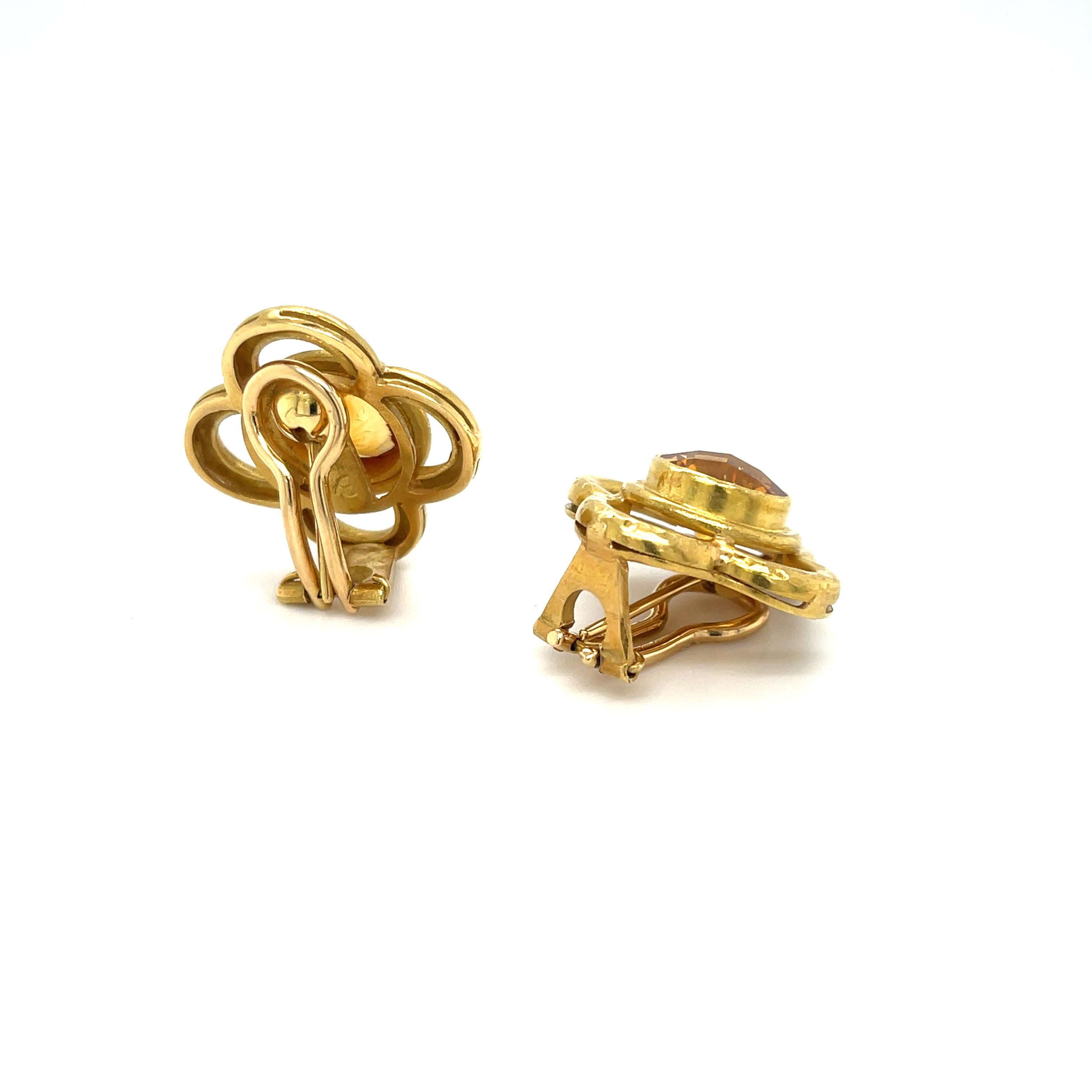 Elizabeth Locke 18K Yellow Gold & Citrine Earrings. 
 Dimensions: 0-7/8