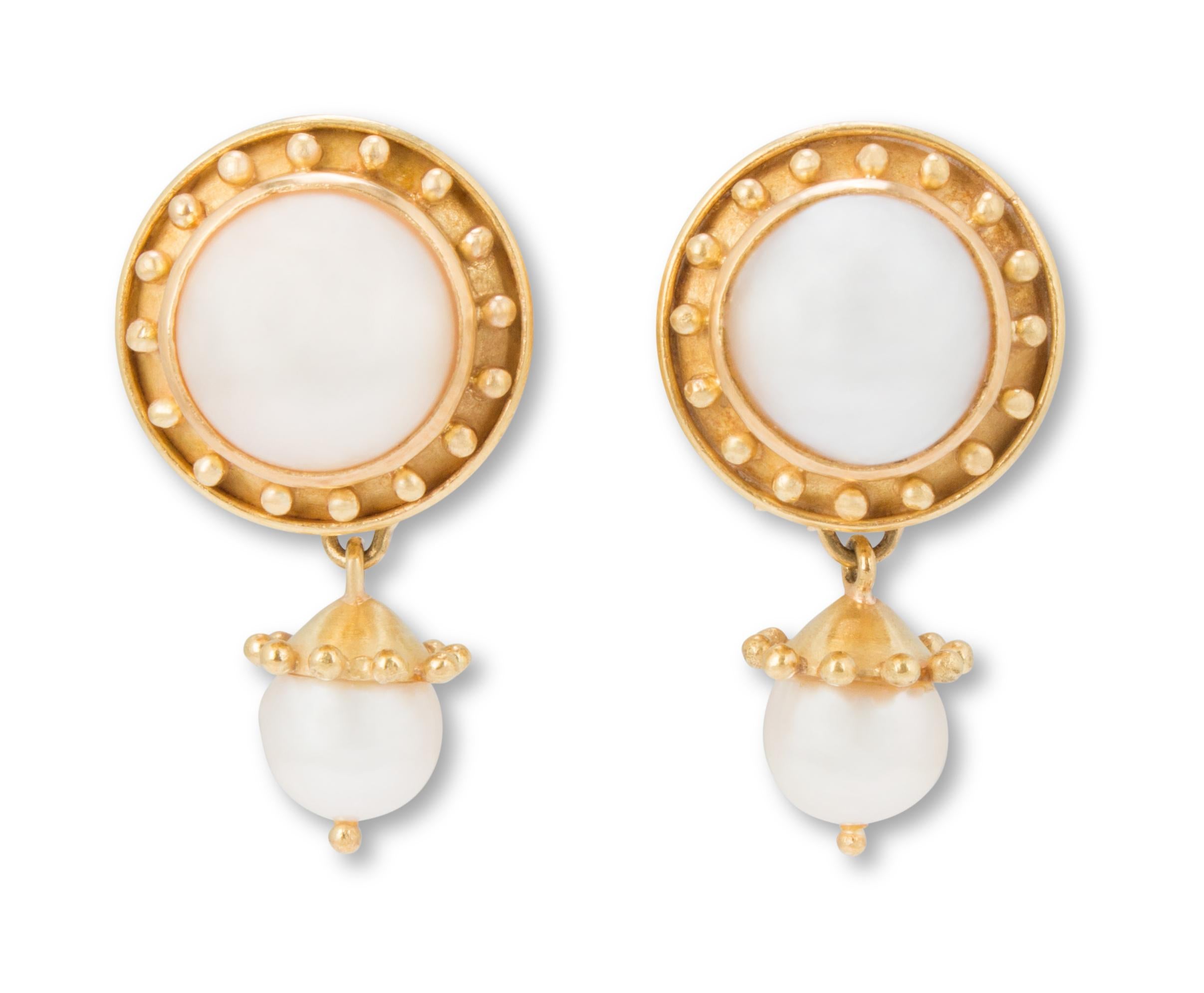 Women's Elizabeth Locke 18 Karat Yellow Gold Pearl Earrings