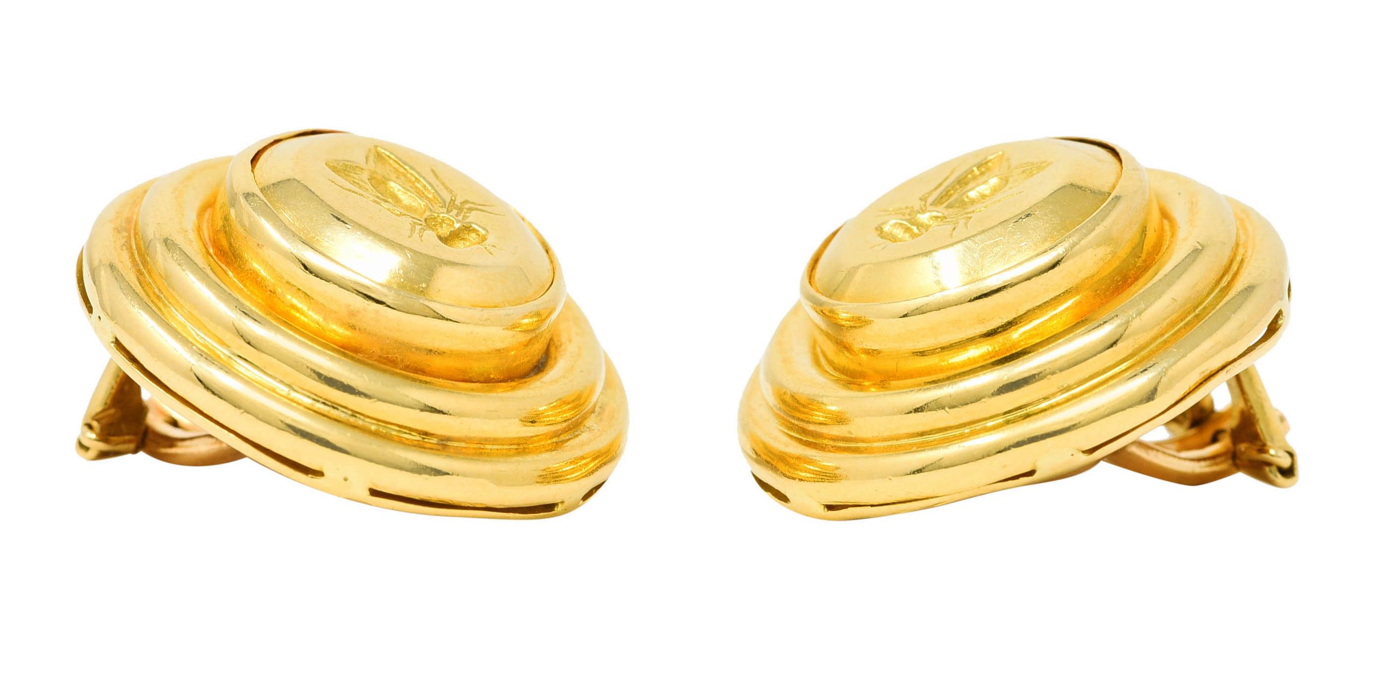 Elizabeth Locke 19 Karat Yellow Gold Fly Intaglio Insect Bug Circle Earrings 1