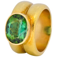 Elizabeth Locke 1980s 4.00 Carat Tourmaline 18 Karat Gold Fashion Ring