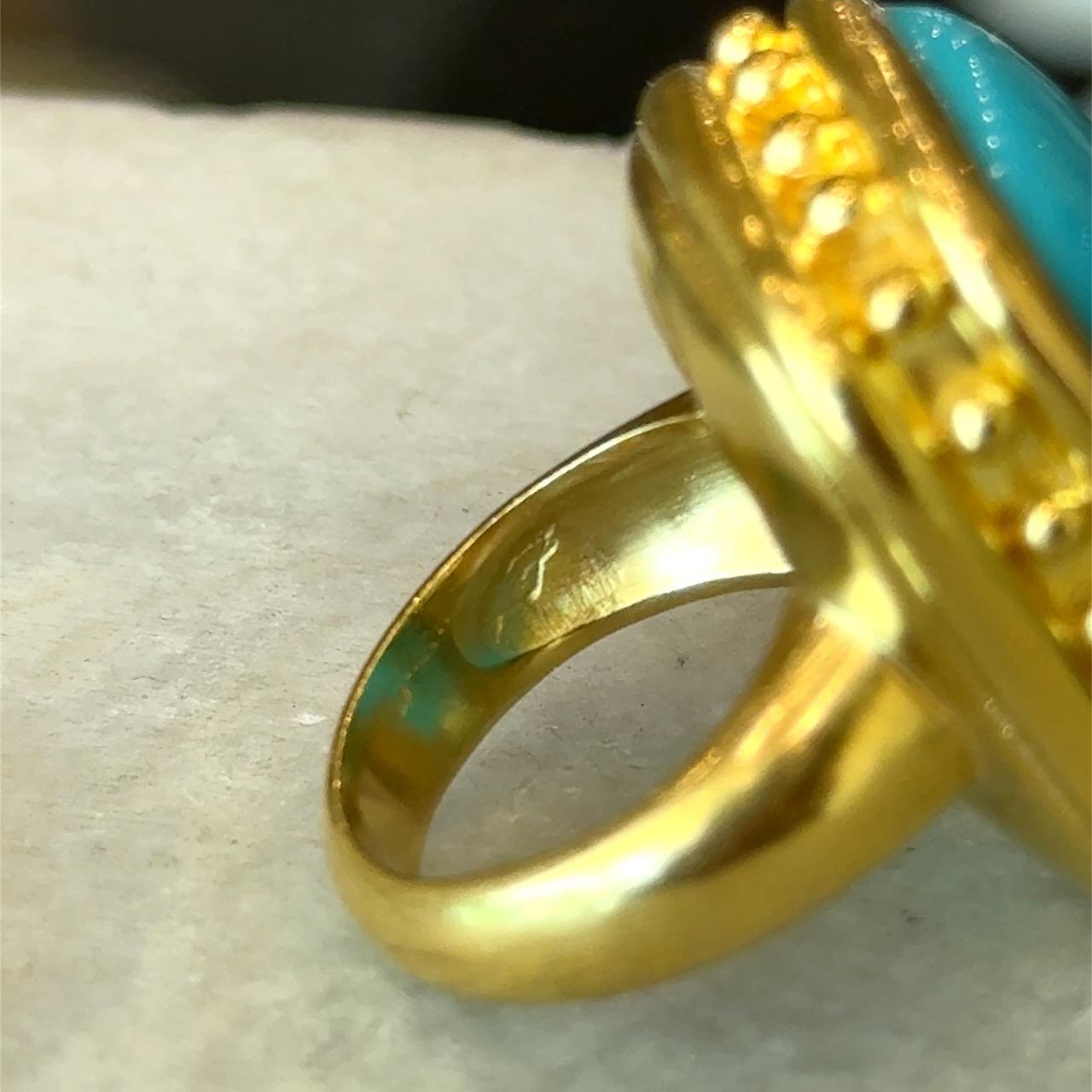 Anillo de turquesa de oro de 19 quilates Elizabeth Locke en venta 9