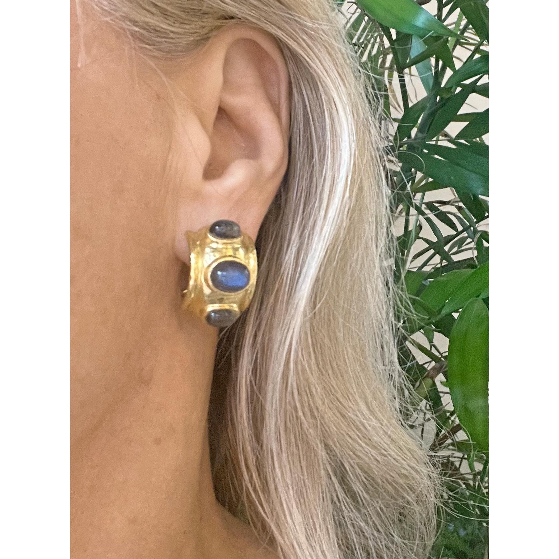 Elizabeth Locke 19k Yellow Gold Labradorite Half Hoop Earrings In Excellent Condition In Palm Beach, FL
