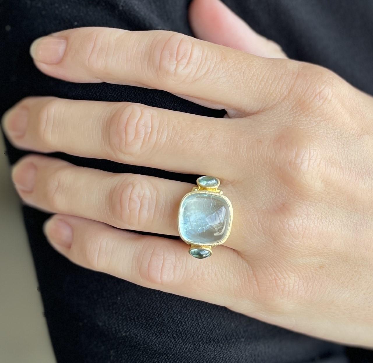 Elizabeth Locke Ring
19KY Gold
Three Stone Ring with Cabochon Cut Aquamarines