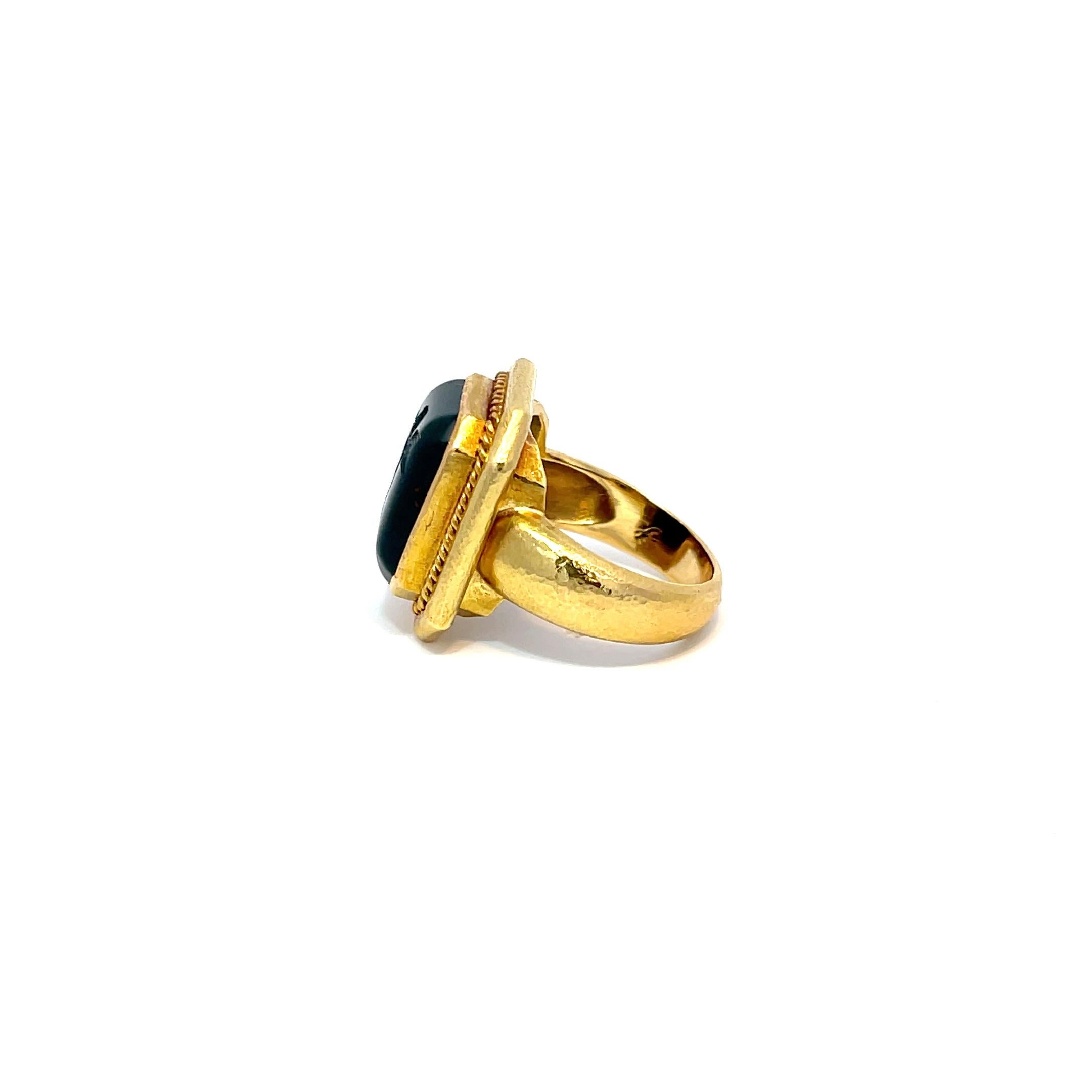 Elizabeth Locke Agate Ring 18K Yellow Gold In Excellent Condition In Dallas, TX