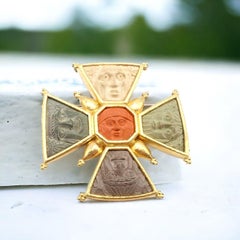 Elizabeth Locke Bomarzo 5 Faces Maltese Cross Yellow Gold Brooch Pendant