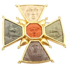 Elizabeth Locke Bomarzo 5 Faces Maltese Cross Yellow Gold Brooch Pendant