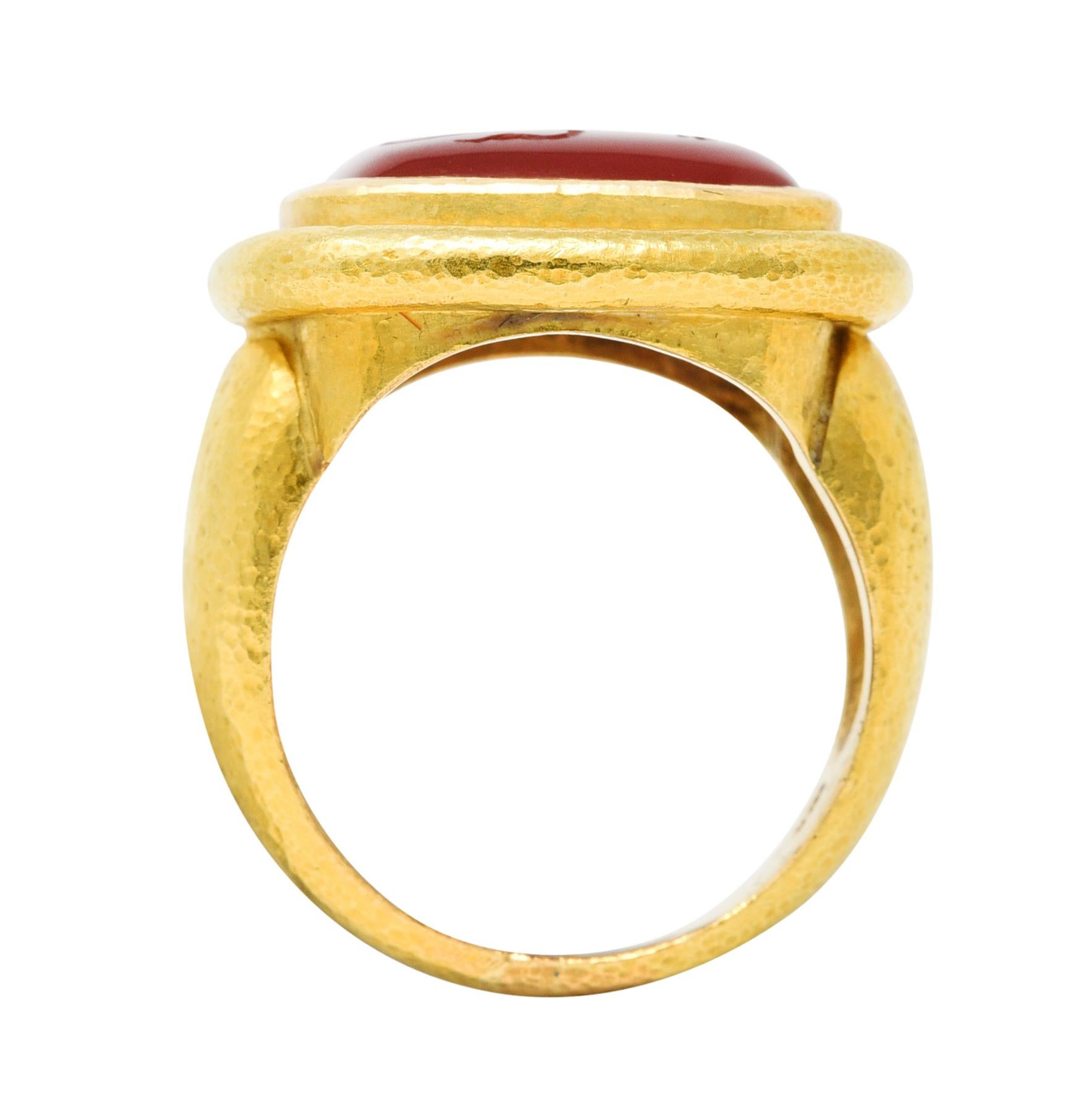Elizabeth Locke Carnelian Intaglio 18 Karat Yellow Gold Lion Signet Ring 3