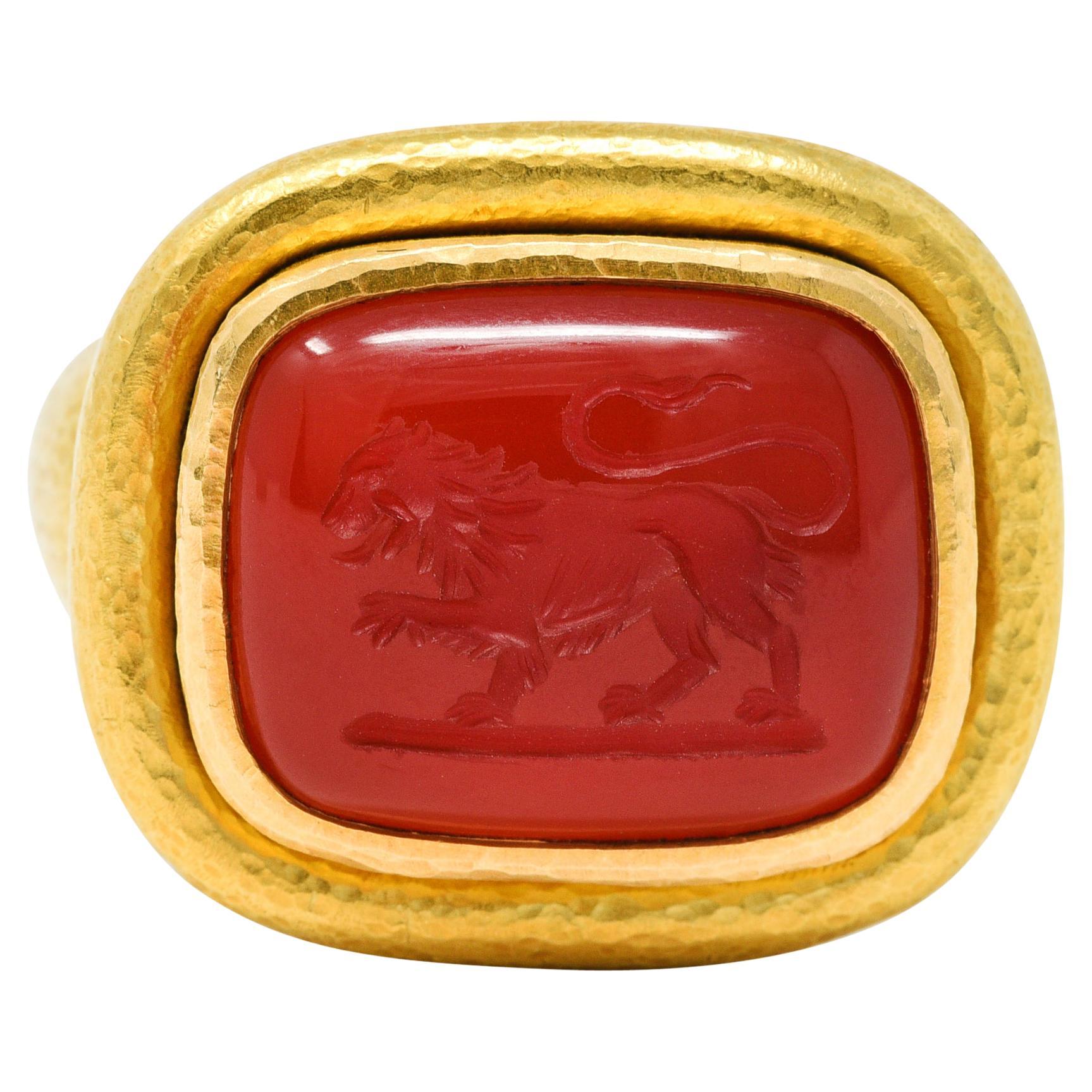 Elizabeth Locke Carnelian Intaglio 18 Karat Yellow Gold Lion Signet Ring