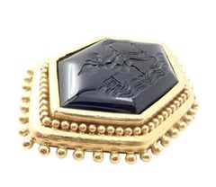 Elizabeth Locke Carved Black Agate Intaglio Yellow Gold Large Pin Brooch Pendant