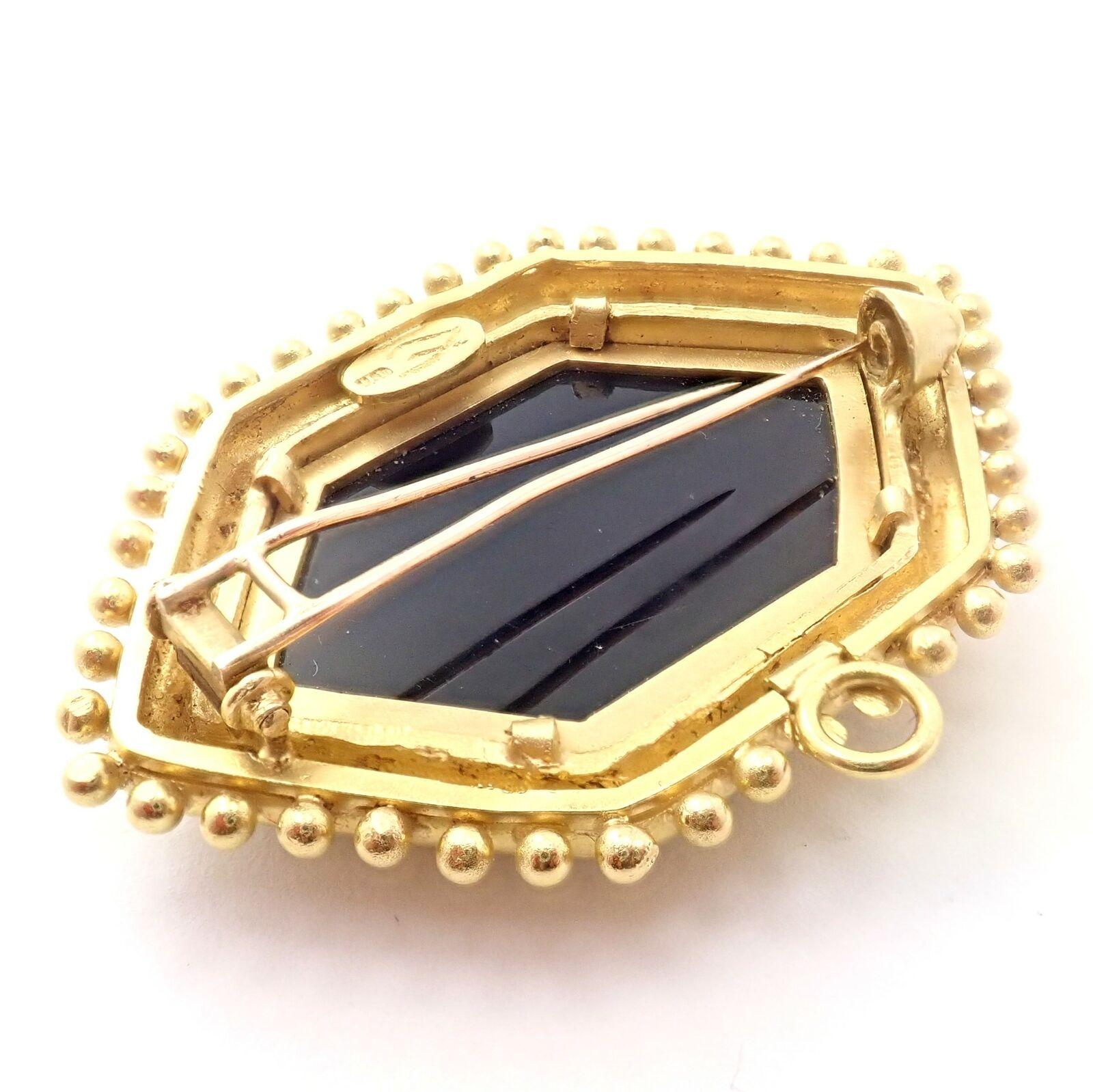 Elizabeth Locke Carved Black Agate Intaglio Yellow Gold Large Pin Brooch Pendant In Excellent Condition In Holland, PA