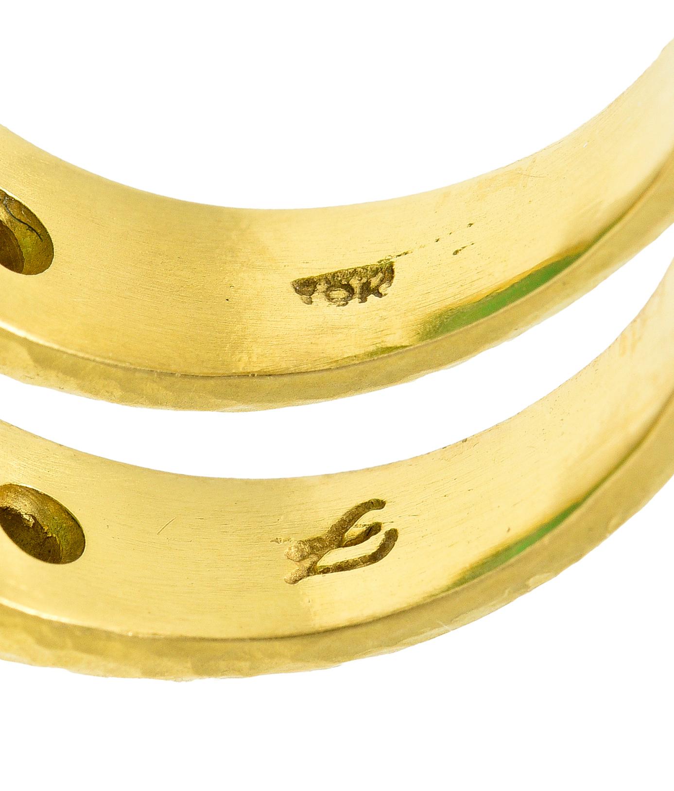 Elizabeth Locke Chrysoprase Tsavorite Garnet 19 Karat Yellow Gold Cocktail Ring For Sale 2