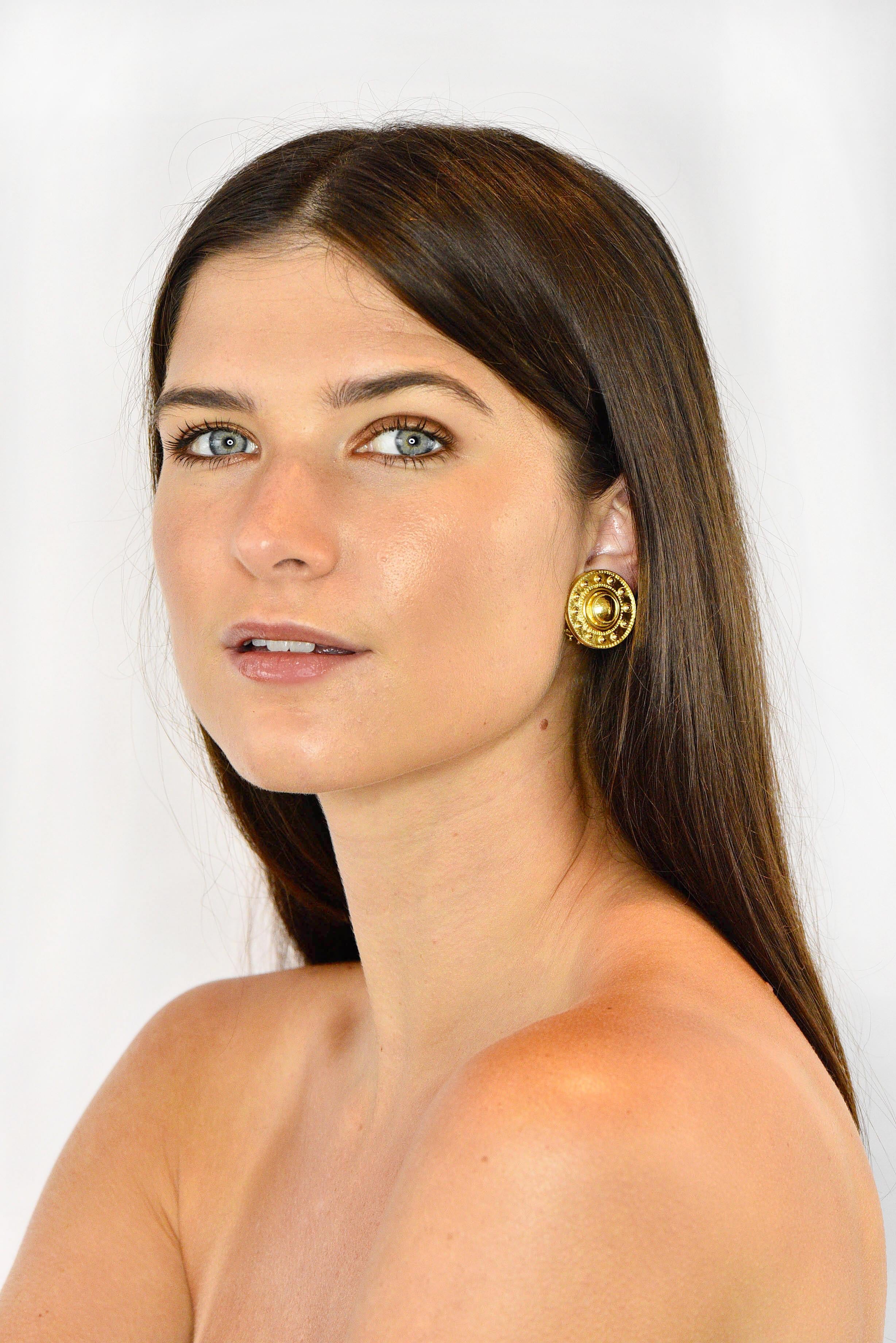 Elizabeth Locke Contemporary 18 Karat Yellow Gold Daisy Earrings 8