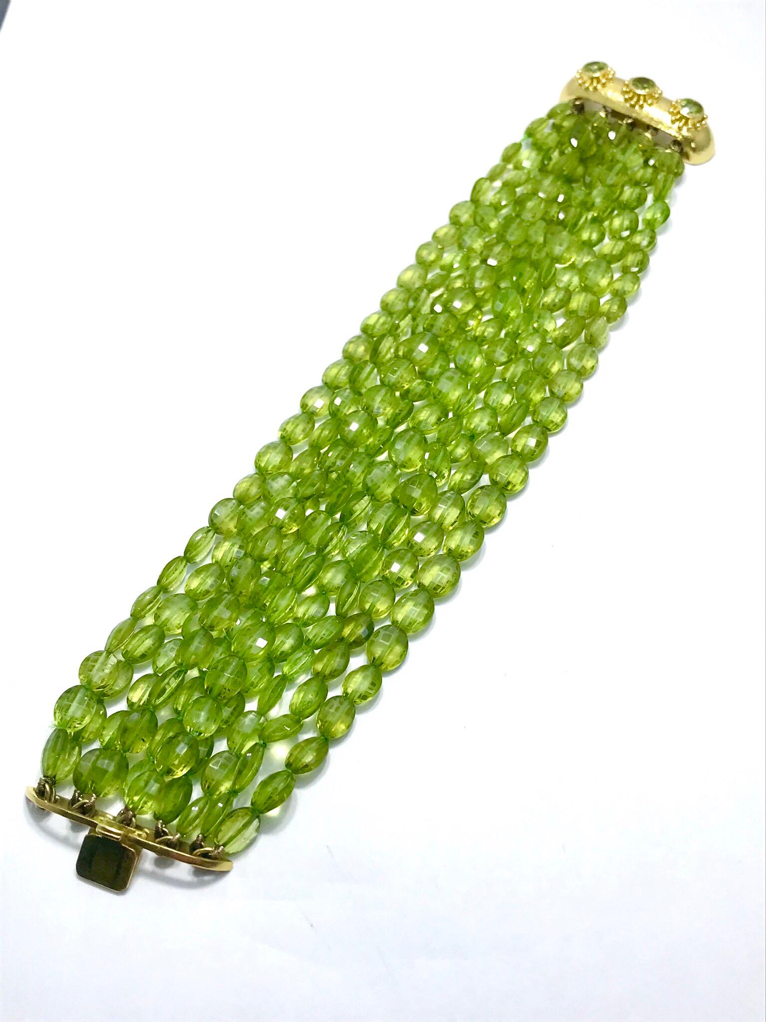 Round Cut Elizabeth Locke Lime Green Peridot and 18 Karat Yellow Gold Beaded Bracelet