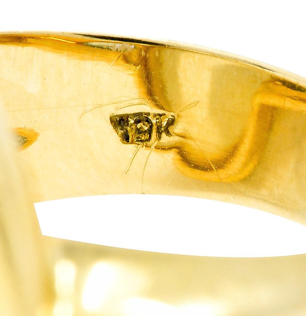 Elizabeth Locke Moonstone Aquamarine 18 Karat Yellow Gold Cabochon Ring In Excellent Condition In Philadelphia, PA